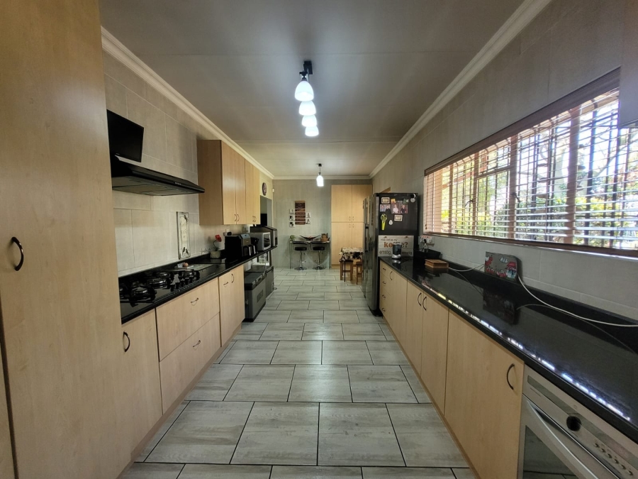 4 Bedroom Property for Sale in Kilner Park Gauteng