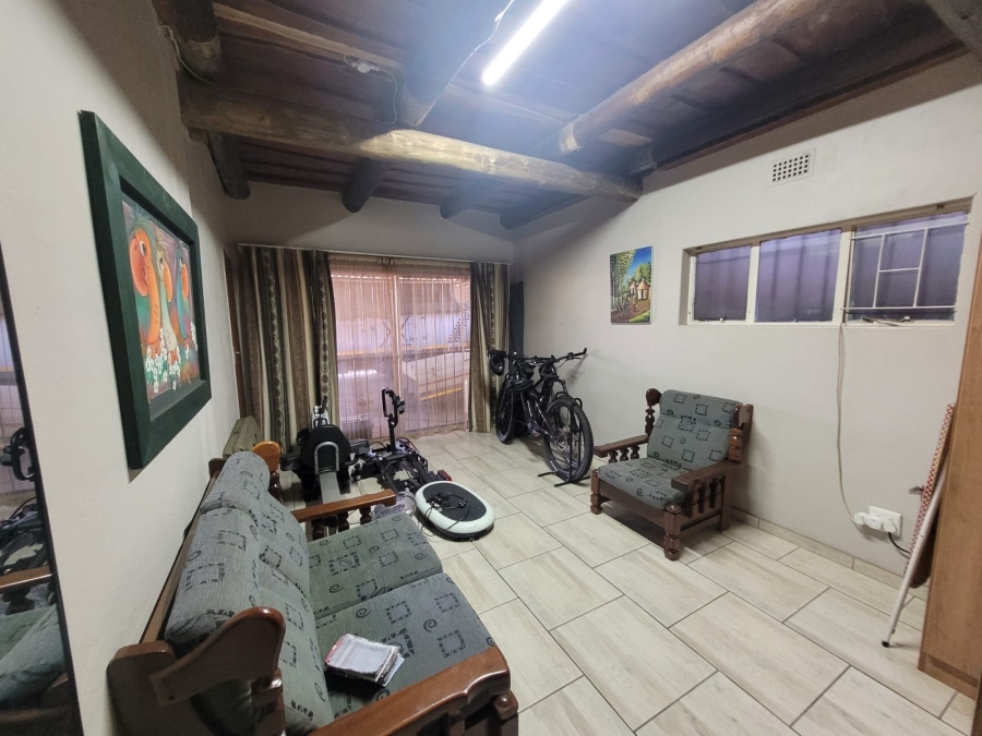 4 Bedroom Property for Sale in Kilner Park Gauteng