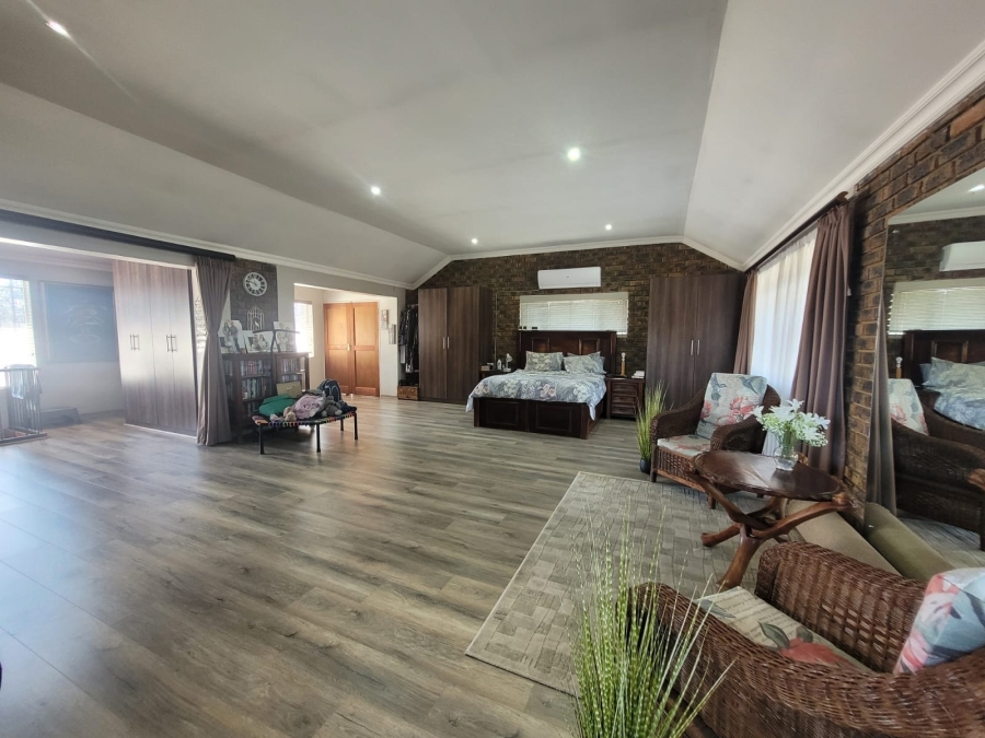 4 Bedroom Property for Sale in Kilner Park Gauteng