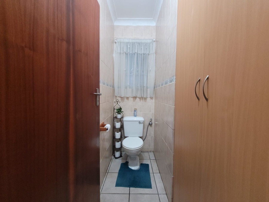 4 Bedroom Property for Sale in Kilner Park Gauteng