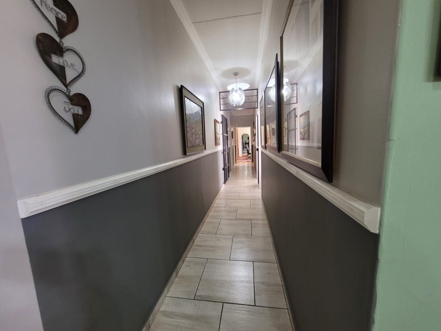 4 Bedroom Property for Sale in Kilner Park Gauteng