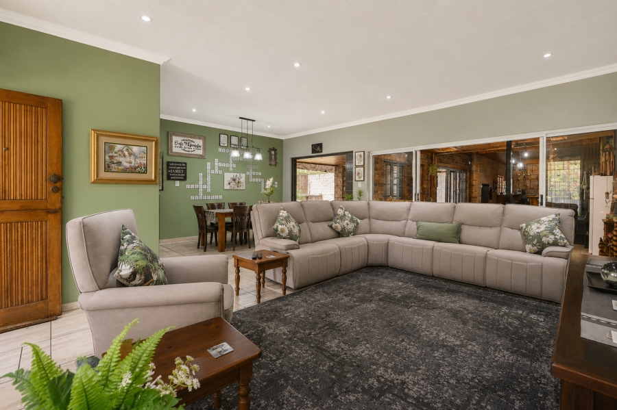 4 Bedroom Property for Sale in Kilner Park Gauteng