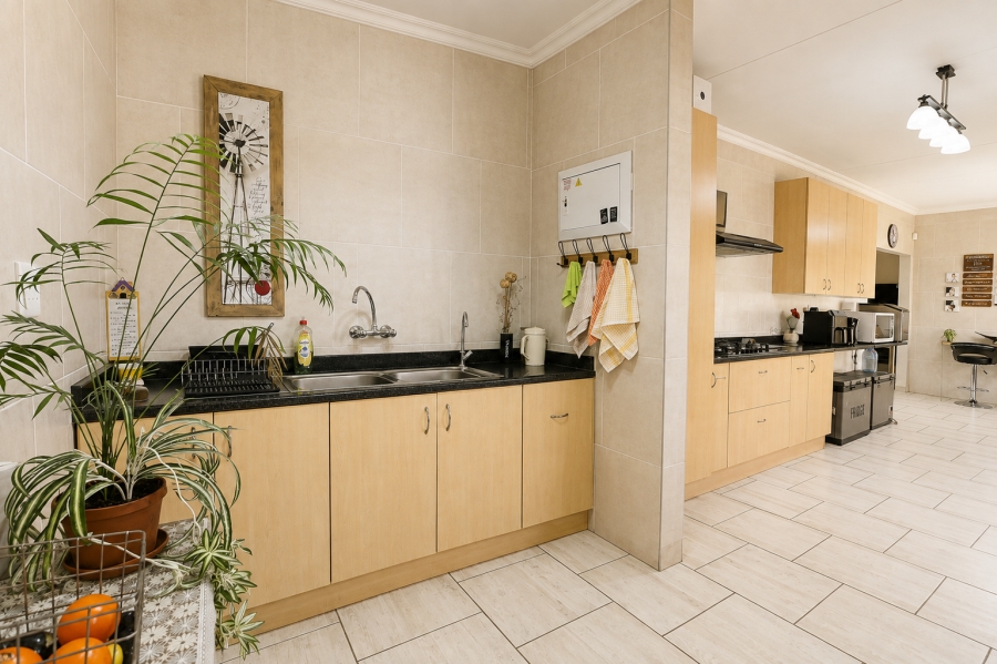 4 Bedroom Property for Sale in Kilner Park Gauteng