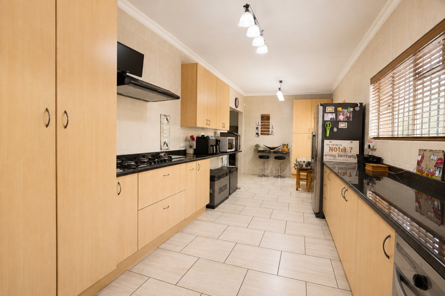 4 Bedroom Property for Sale in Kilner Park Gauteng