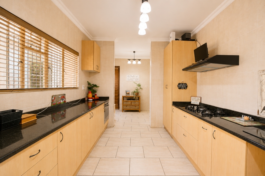 4 Bedroom Property for Sale in Kilner Park Gauteng