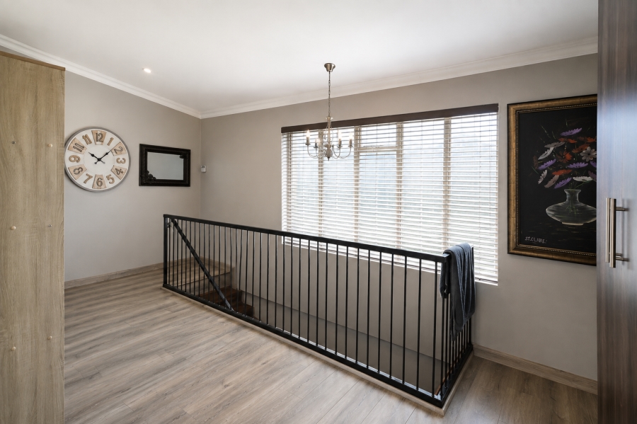 4 Bedroom Property for Sale in Kilner Park Gauteng