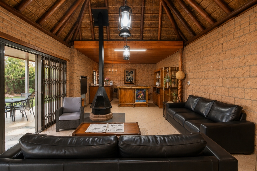 4 Bedroom Property for Sale in Kilner Park Gauteng