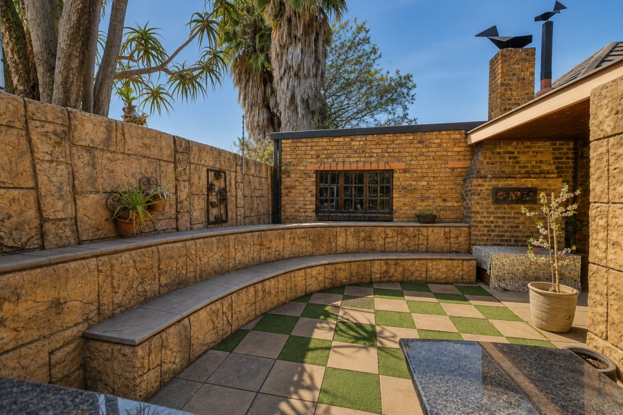 4 Bedroom Property for Sale in Kilner Park Gauteng