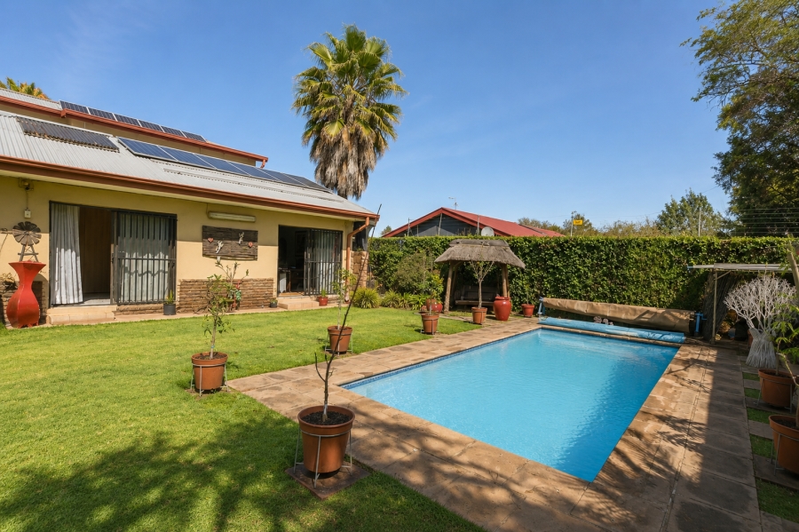 4 Bedroom Property for Sale in Kilner Park Gauteng