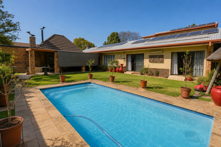4 Bedroom Property for Sale in Kilner Park Gauteng