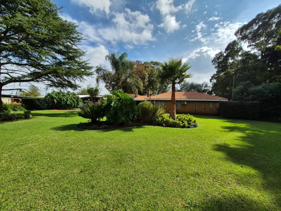 Commercial Property for Sale in Welgedacht Gauteng