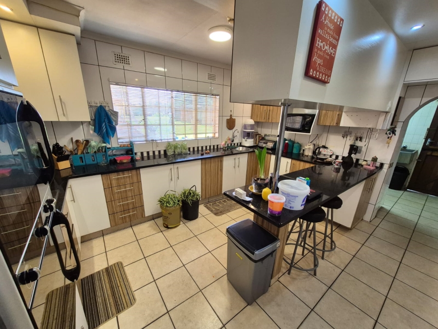 Commercial Property for Sale in Welgedacht Gauteng