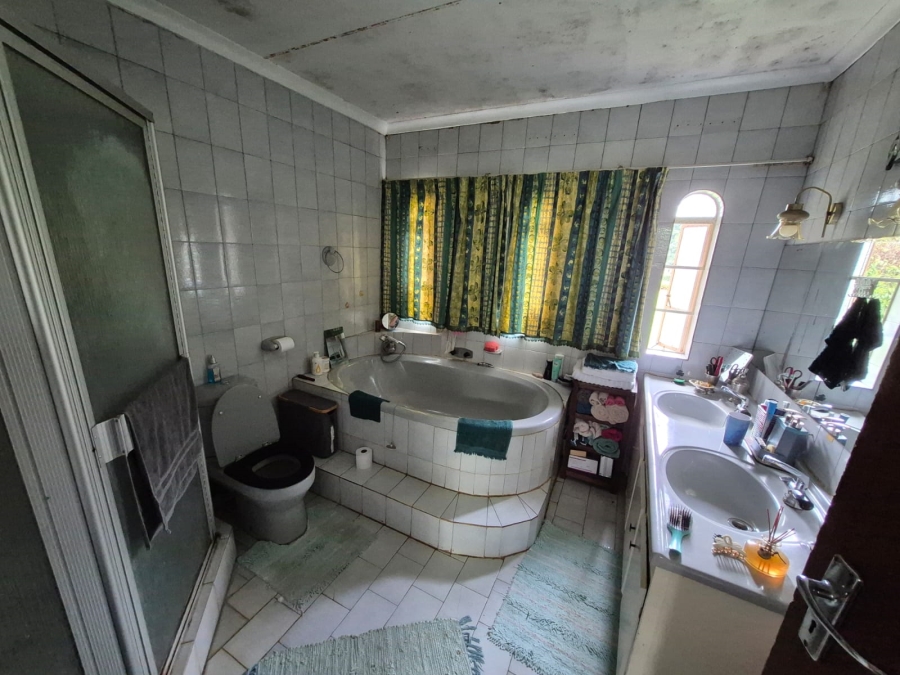 Commercial Property for Sale in Welgedacht Gauteng