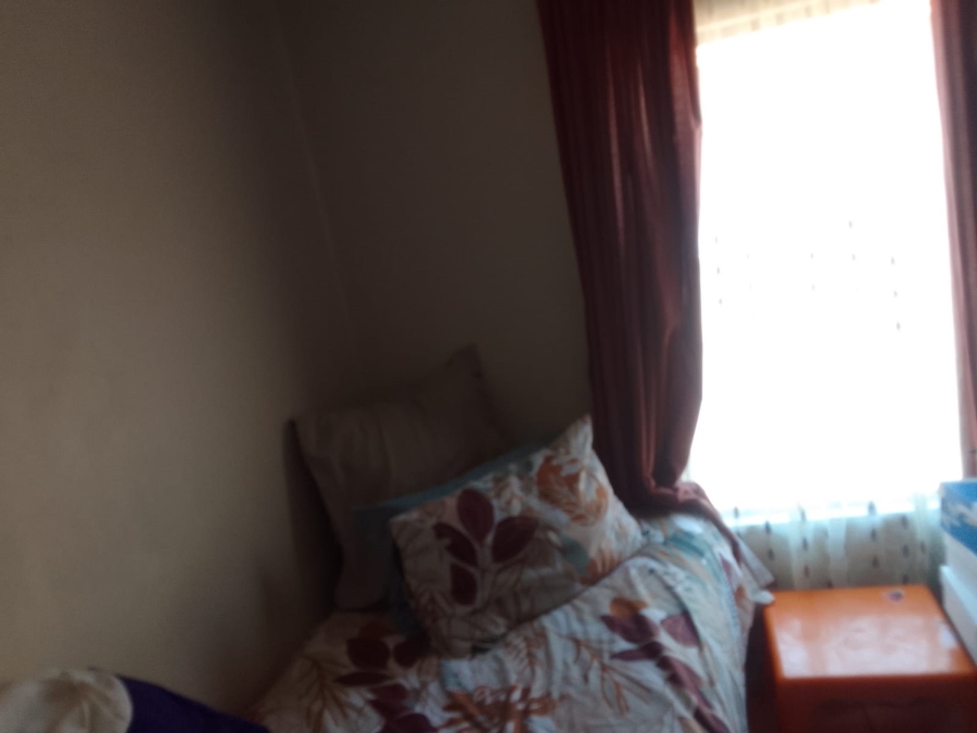2 Bedroom Property for Sale in Pretoria North Gauteng