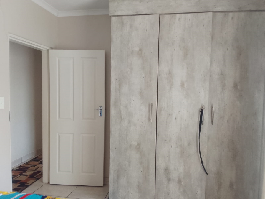 2 Bedroom Property for Sale in Pretoria North Gauteng