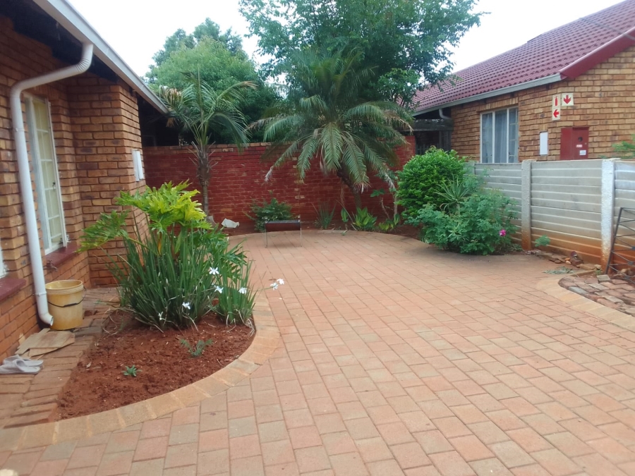 3 Bedroom Property for Sale in Pretoria North Gauteng
