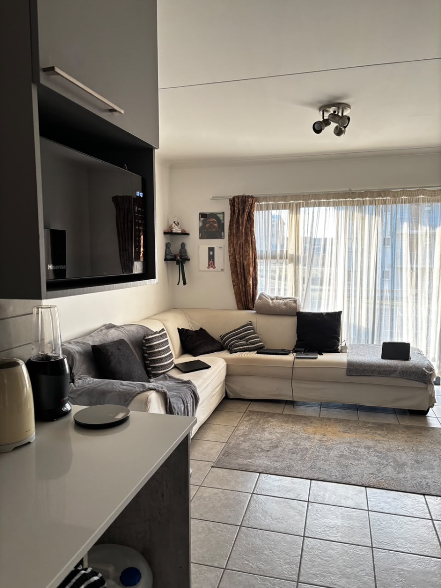 2 Bedroom Property for Sale in Noordwyk Gauteng