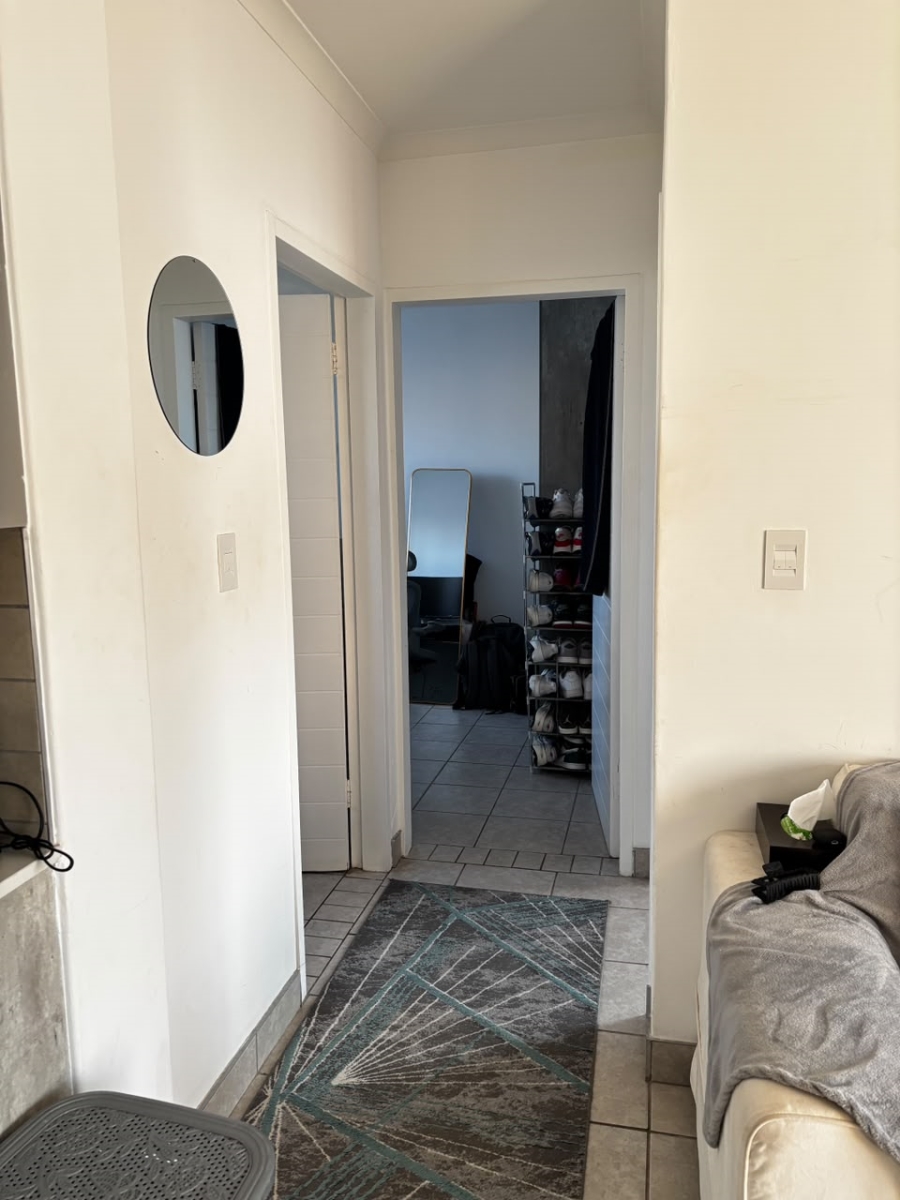 2 Bedroom Property for Sale in Noordwyk Gauteng