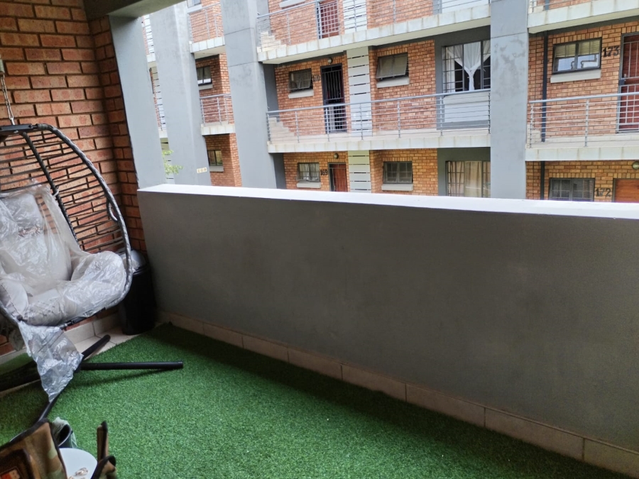 2 Bedroom Property for Sale in Noordwyk Gauteng