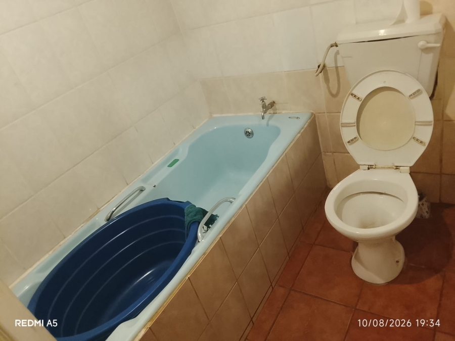 4 Bedroom Property for Sale in Tokoza Gauteng