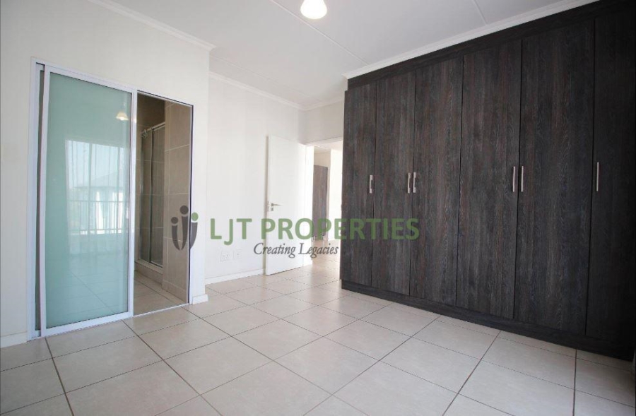 To Let 2 Bedroom Property for Rent in Bryanston Gauteng