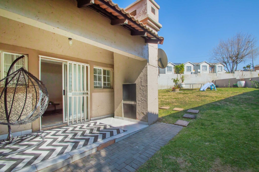 3 Bedroom Property for Sale in Noordhang Gauteng