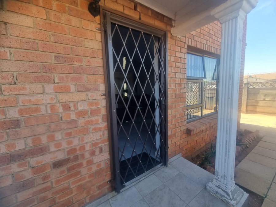 3 Bedroom Property for Sale in Eldorado Park Gauteng