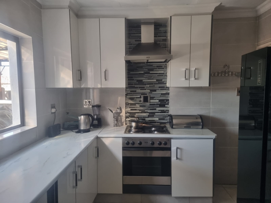 3 Bedroom Property for Sale in Eldorado Park Gauteng
