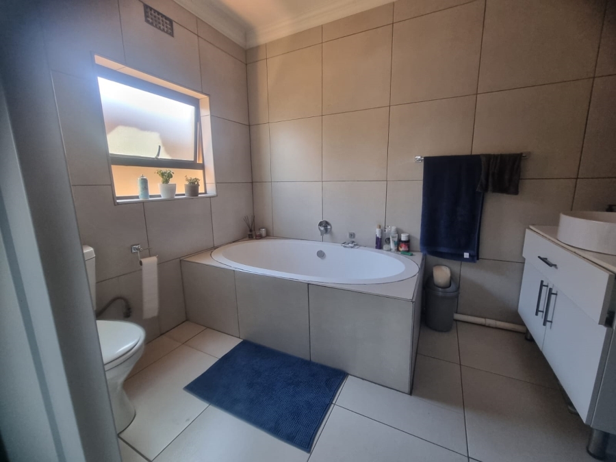 3 Bedroom Property for Sale in Eldorado Park Gauteng