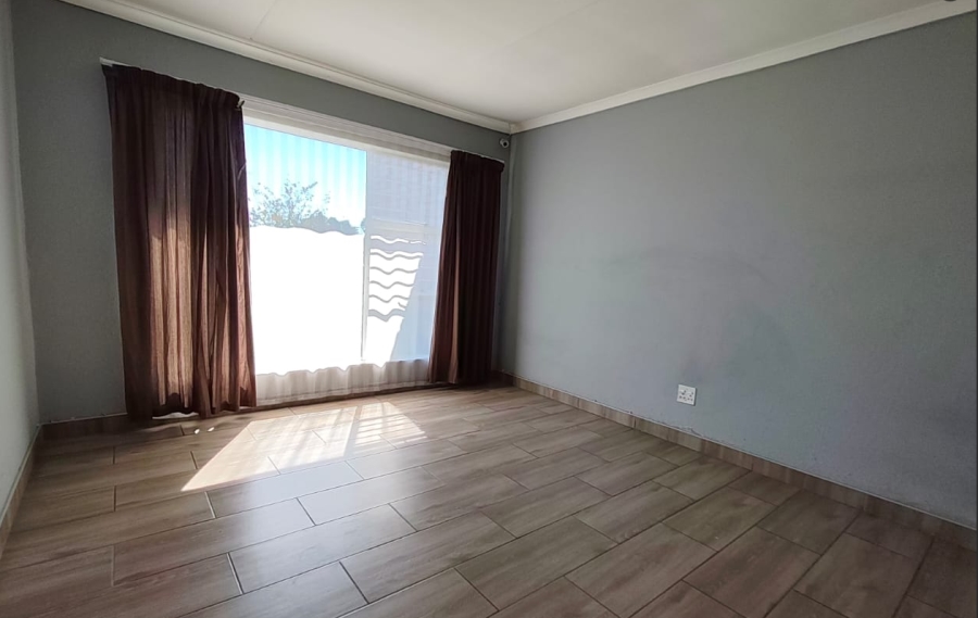 2 Bedroom Property for Sale in Mayberry Park Gauteng