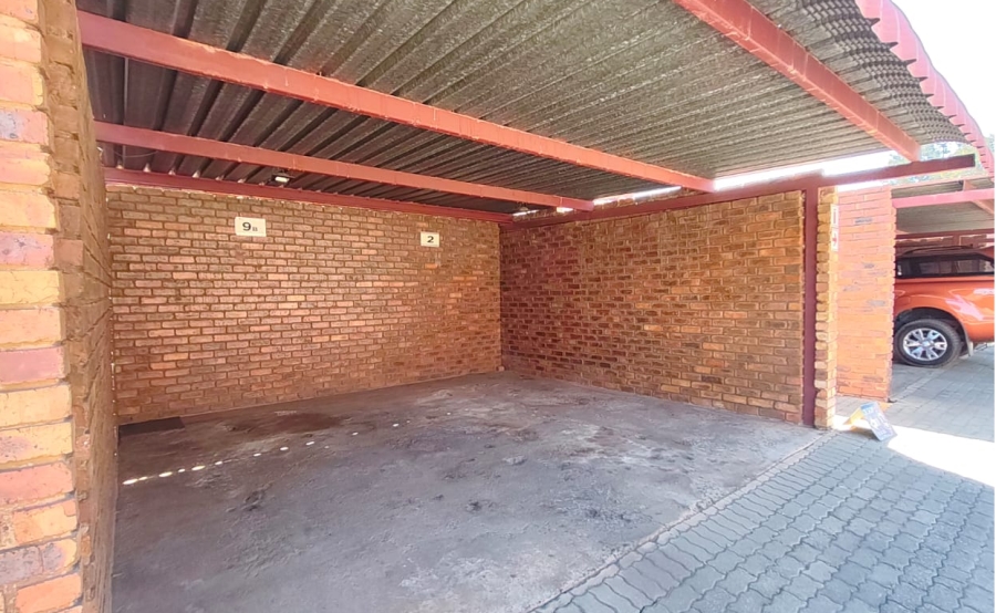 2 Bedroom Property for Sale in Mayberry Park Gauteng