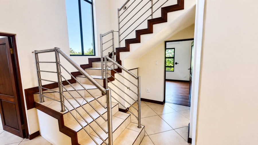 To Let 5 Bedroom Property for Rent in Midfield Estate Gauteng
