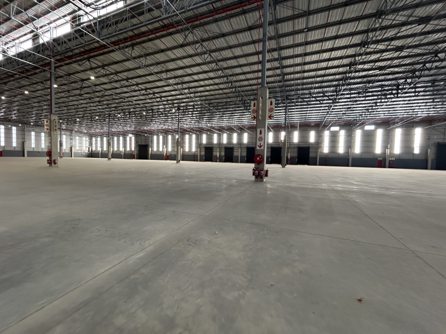 To Let Commercial Property for Rent in Glen Marais Gauteng