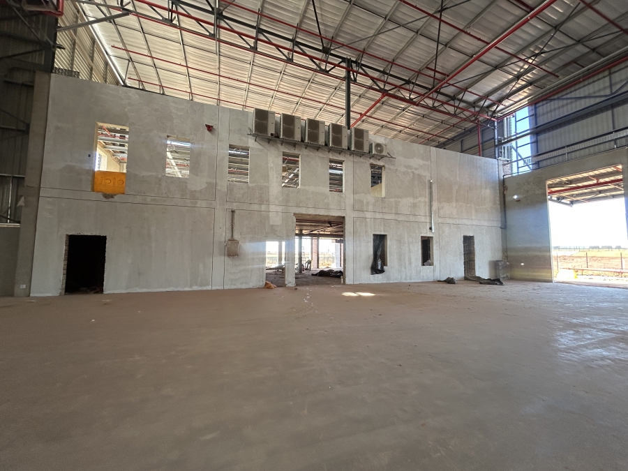 To Let Commercial Property for Rent in Glen Marais Gauteng