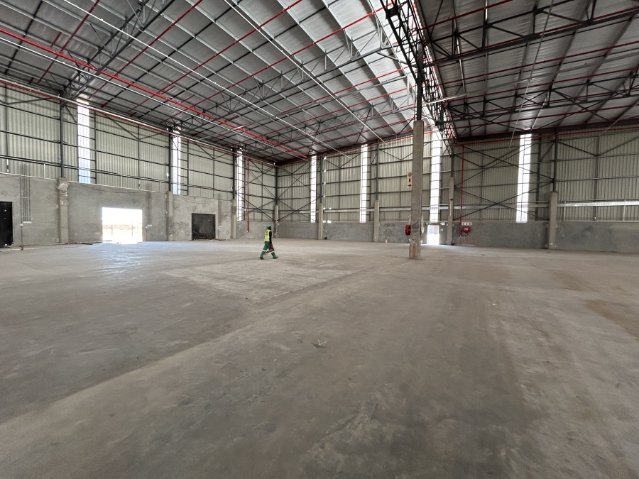 To Let Commercial Property for Rent in Glen Marais Gauteng