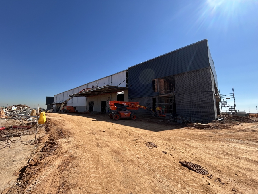 To Let Commercial Property for Rent in Glen Marais Gauteng