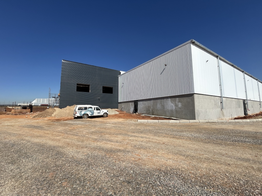 To Let Commercial Property for Rent in Glen Marais Gauteng