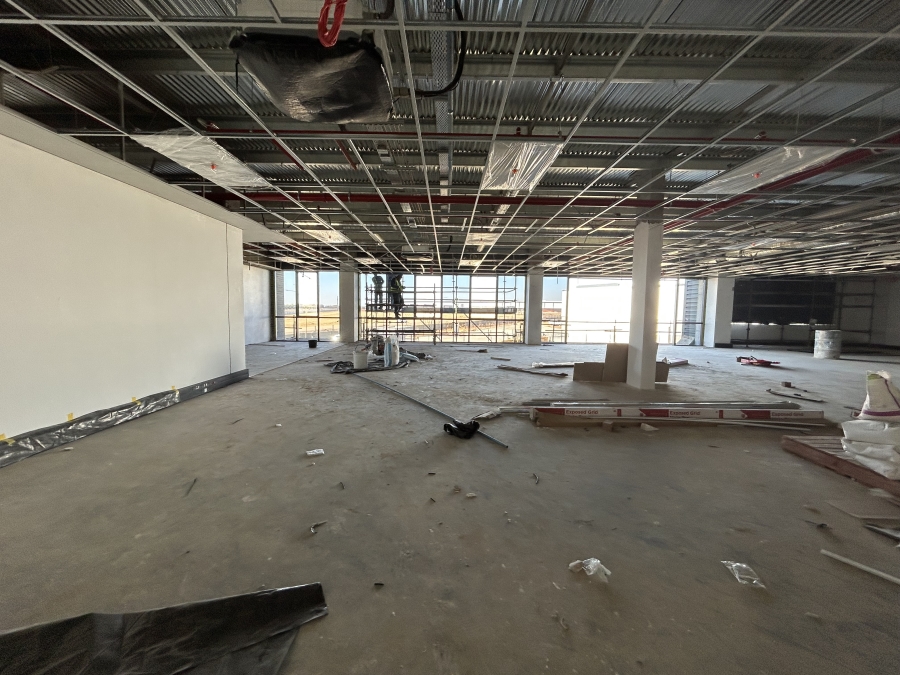 To Let Commercial Property for Rent in Glen Marais Gauteng