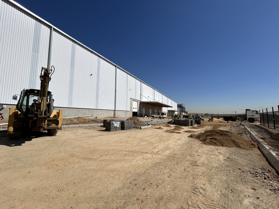 To Let Commercial Property for Rent in Glen Marais Gauteng