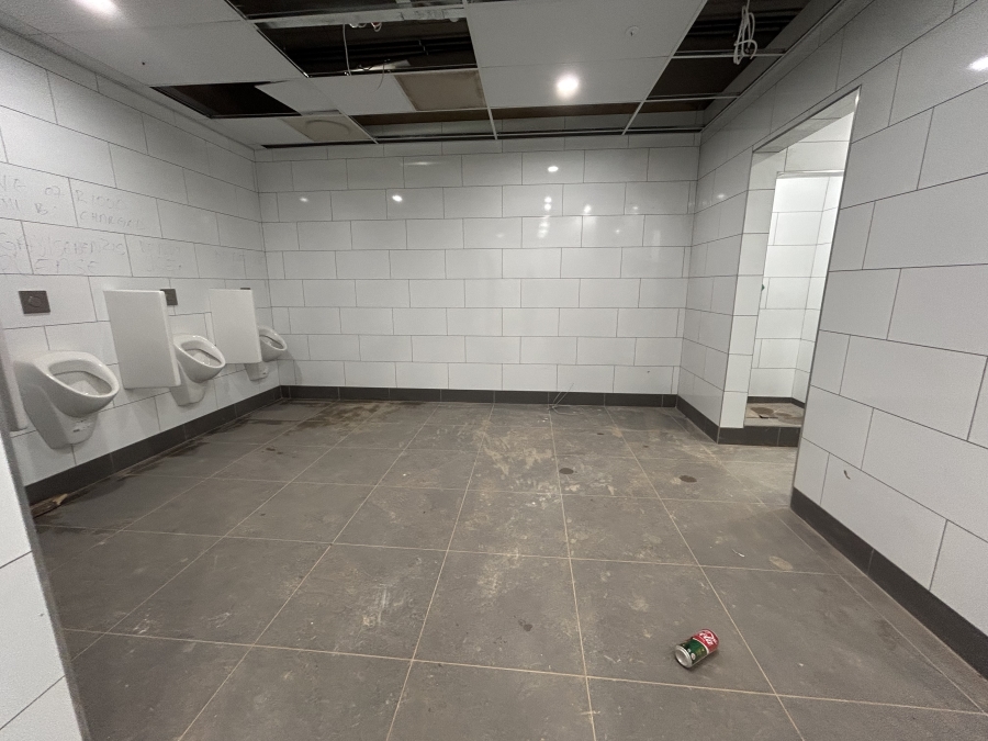 To Let Commercial Property for Rent in Jet Park Gauteng