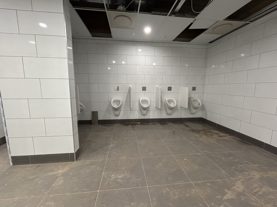 To Let Commercial Property for Rent in Jet Park Gauteng
