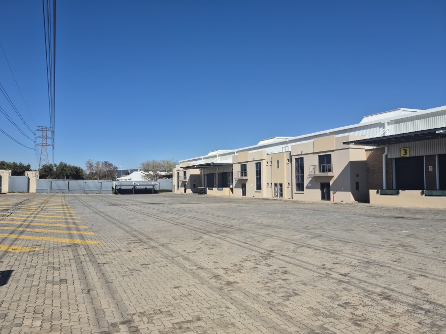 To Let Commercial Property for Rent in Gosforth Park Gauteng