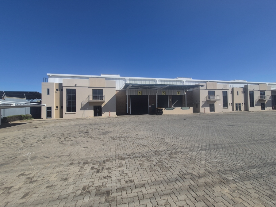 To Let Commercial Property for Rent in Gosforth Park Gauteng