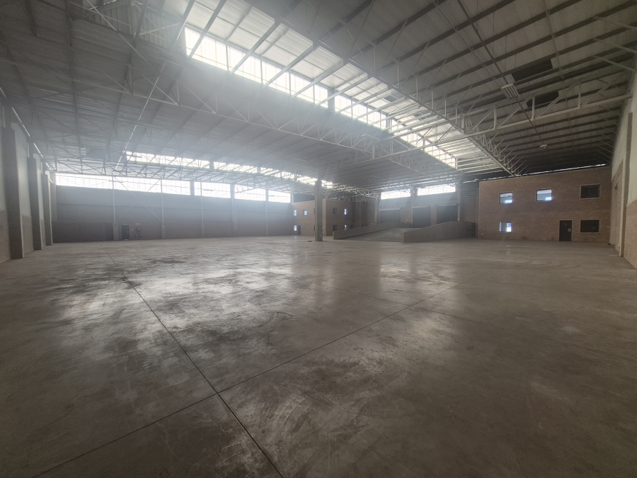 To Let Commercial Property for Rent in Gosforth Park Gauteng