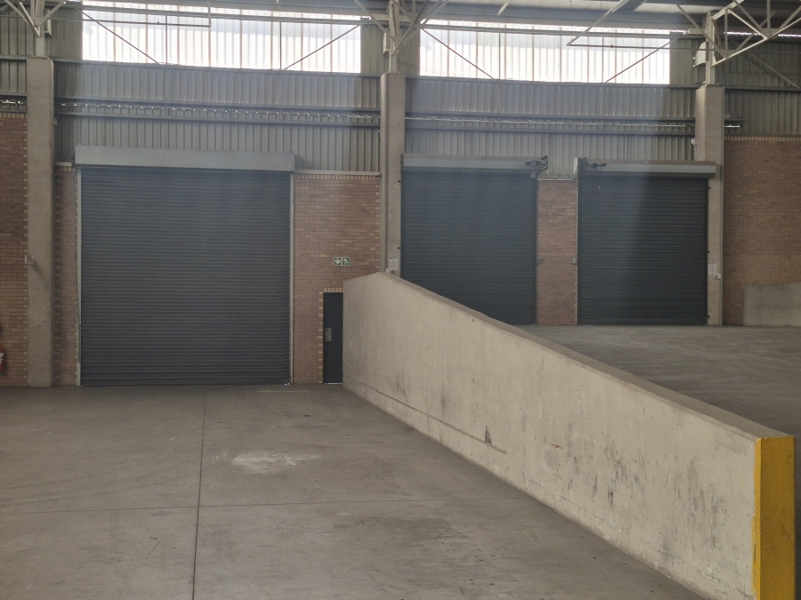 To Let Commercial Property for Rent in Gosforth Park Gauteng