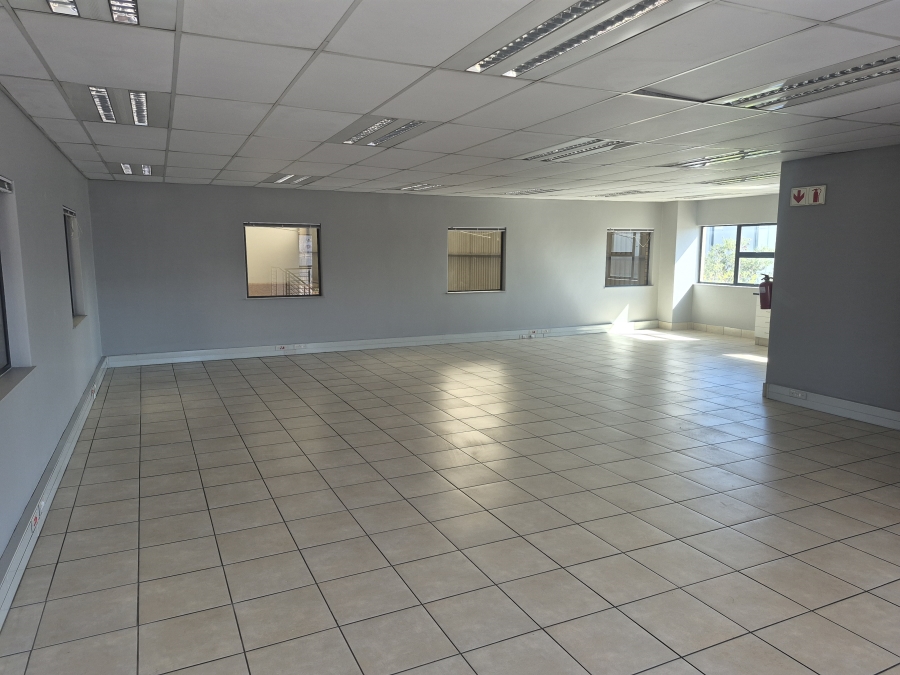 To Let Commercial Property for Rent in Gosforth Park Gauteng