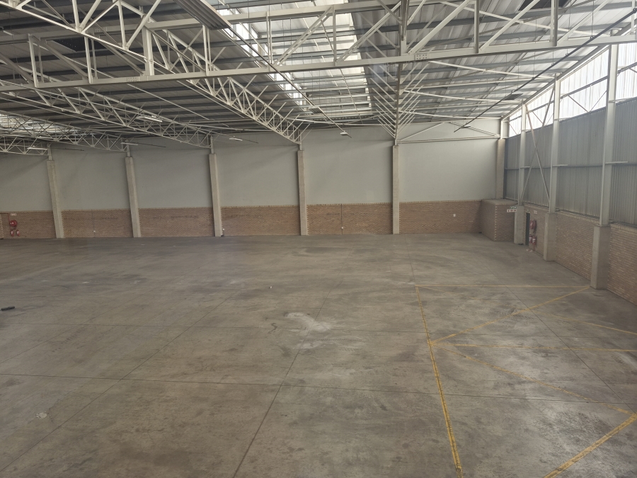 To Let Commercial Property for Rent in Gosforth Park Gauteng