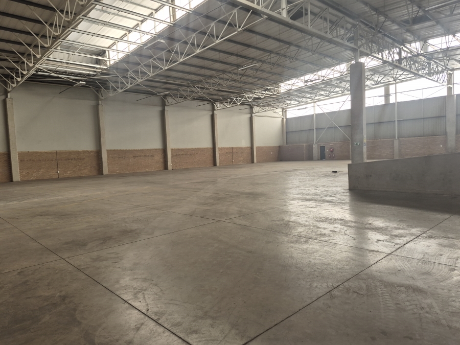 To Let Commercial Property for Rent in Gosforth Park Gauteng