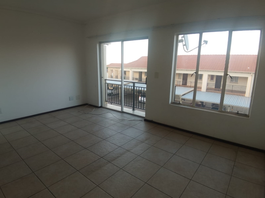 To Let 1 Bedroom Property for Rent in North Riding Gauteng