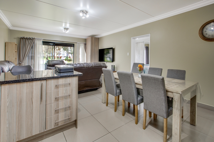 3 Bedroom Property for Sale in Broadacres Gauteng